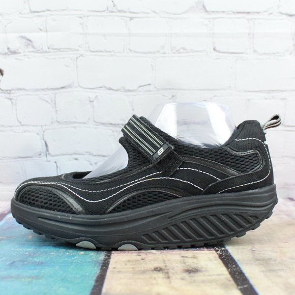 Skechers Shoes - SKECHERS Shape Us Strength Fitness Shoe Size 8